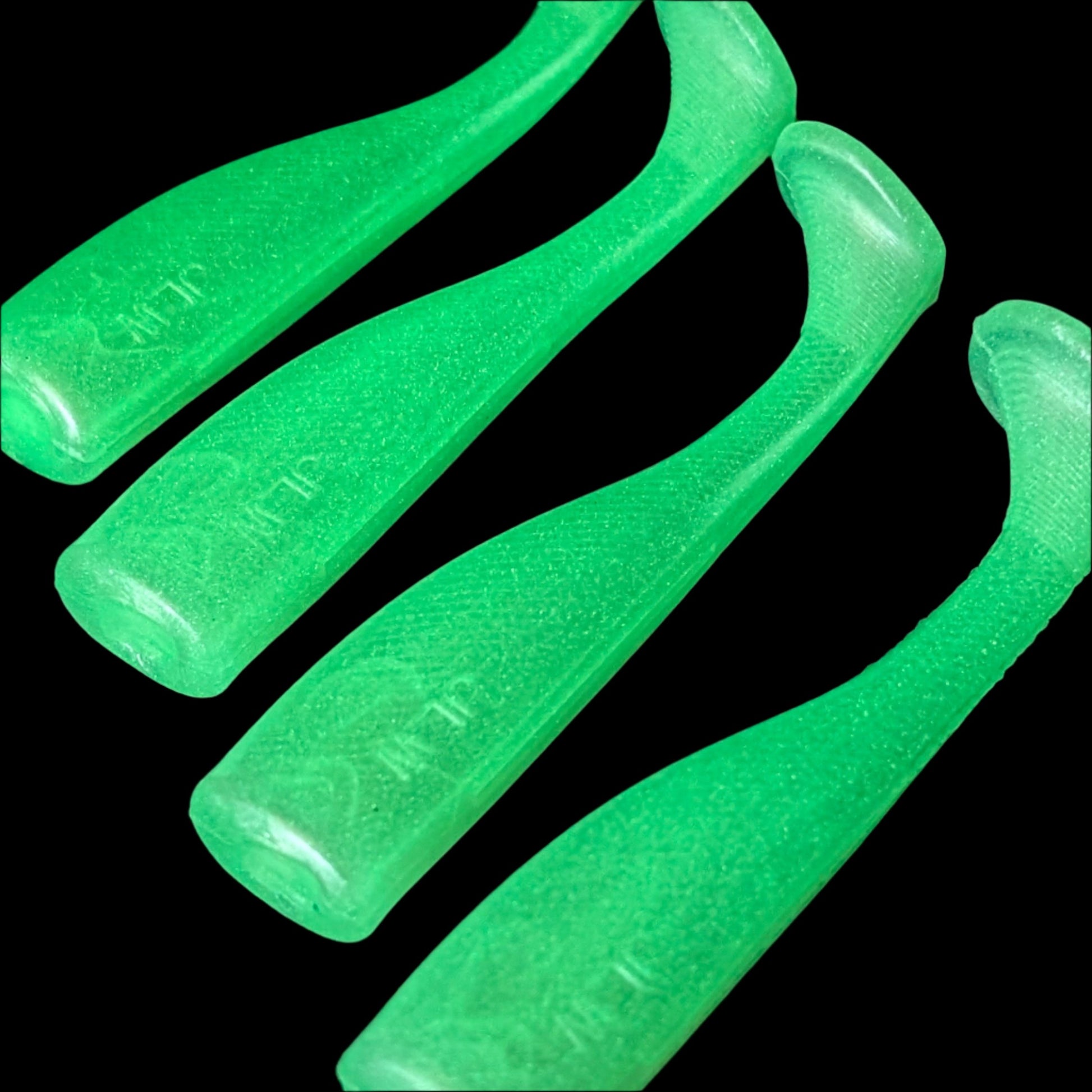 4 inch paddle tail swim bait in Bone Glo  – Jonah Lure Works Nine Lives Soft Plastic Swim Bait. Fresh and salt water rated.