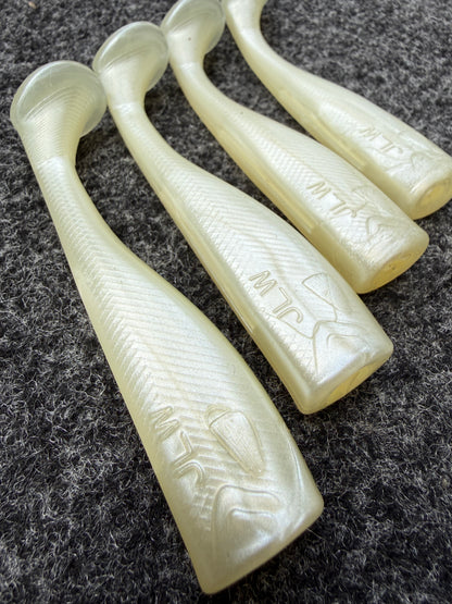 4" Nine Lives™ Paddle Tail